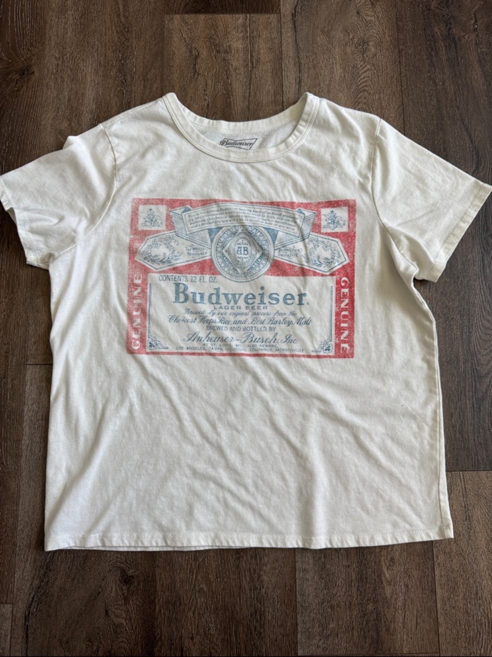 Budweiser Graphic Tee with Red Label women’s size XL